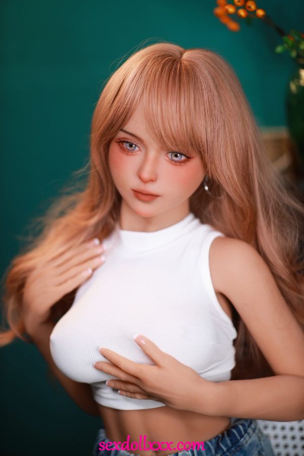 buying-a-sex-doll-rFs97p11