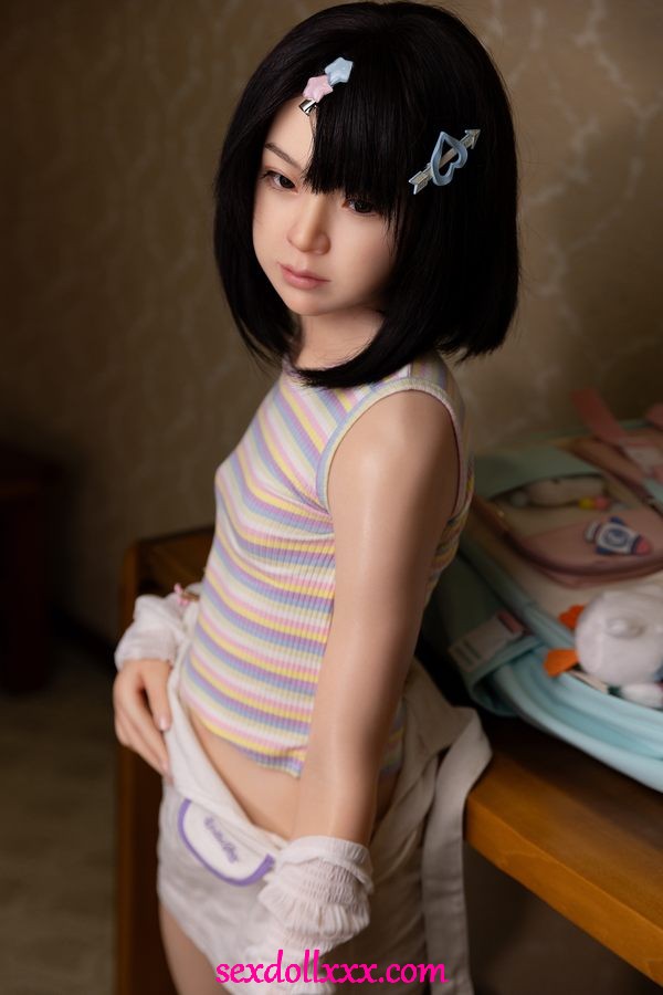cleaning-sex-doll-kYz91r21