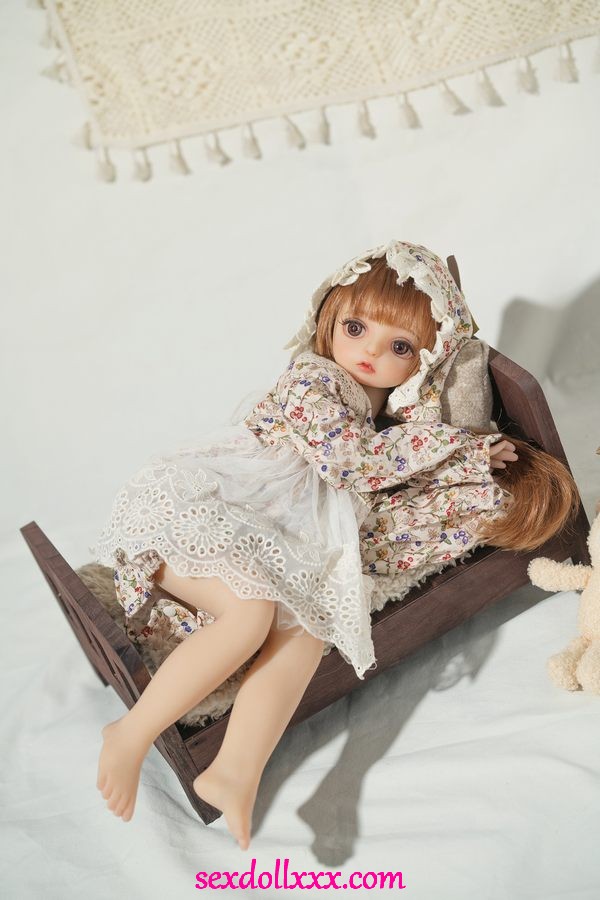 european-sex-doll-eCk27t4