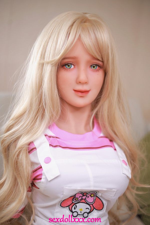 futanari-sex-doll-jKp17l23