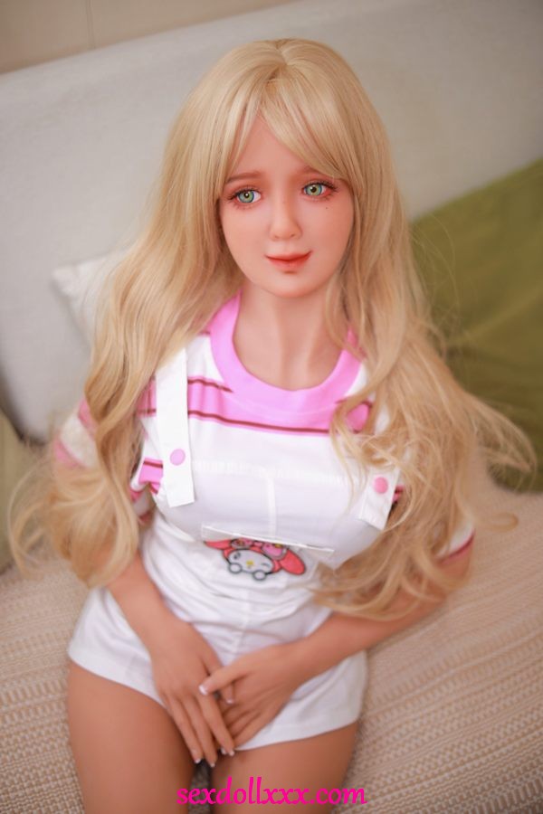 futanari-sex-doll-jKp17l3