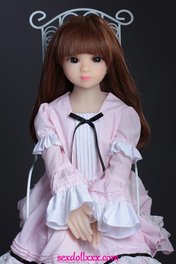 jennifer-sex-doll-dUb02h4