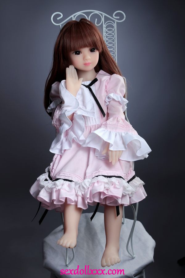 jennifer-sex-doll-dUb02h7