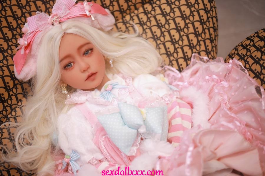 lifelike-sex-doll-pKr55d18