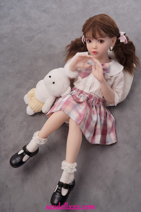 man-sex-with-doll-oSv22b18