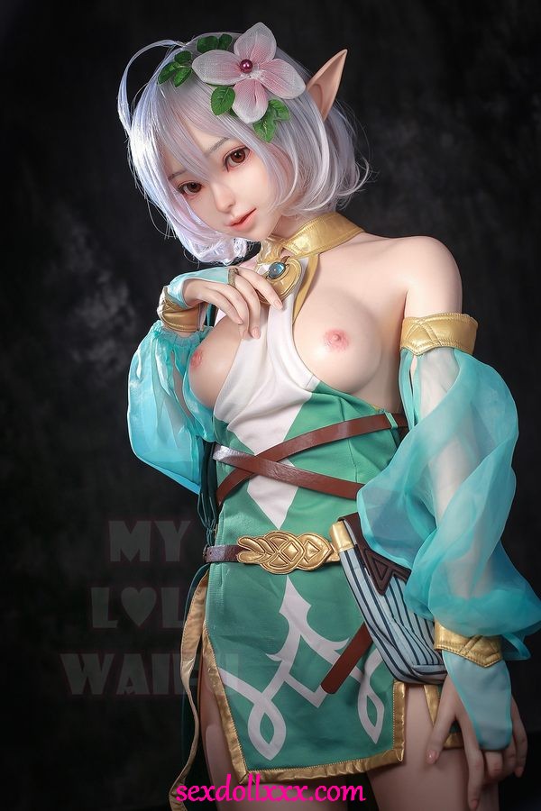 muscular-sex-doll-xGu67k7