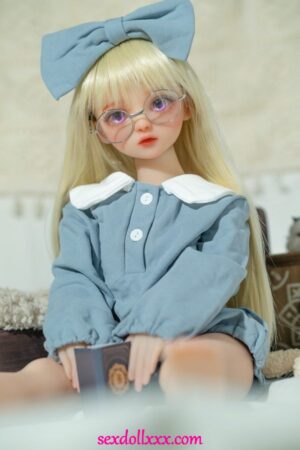 Hyper Realistic Small Ass Sex Doll - Rutha