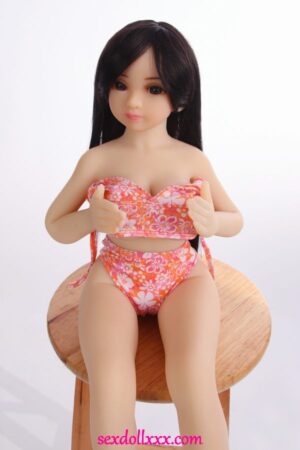 Order Henry Tai sex doll online - Zetta