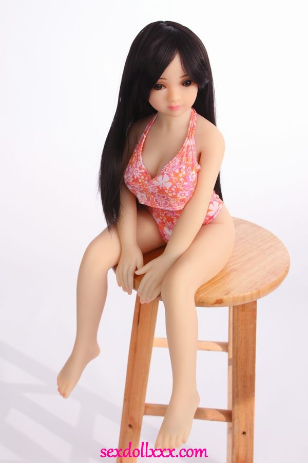 realdoll-sex-doll-yIu05l24