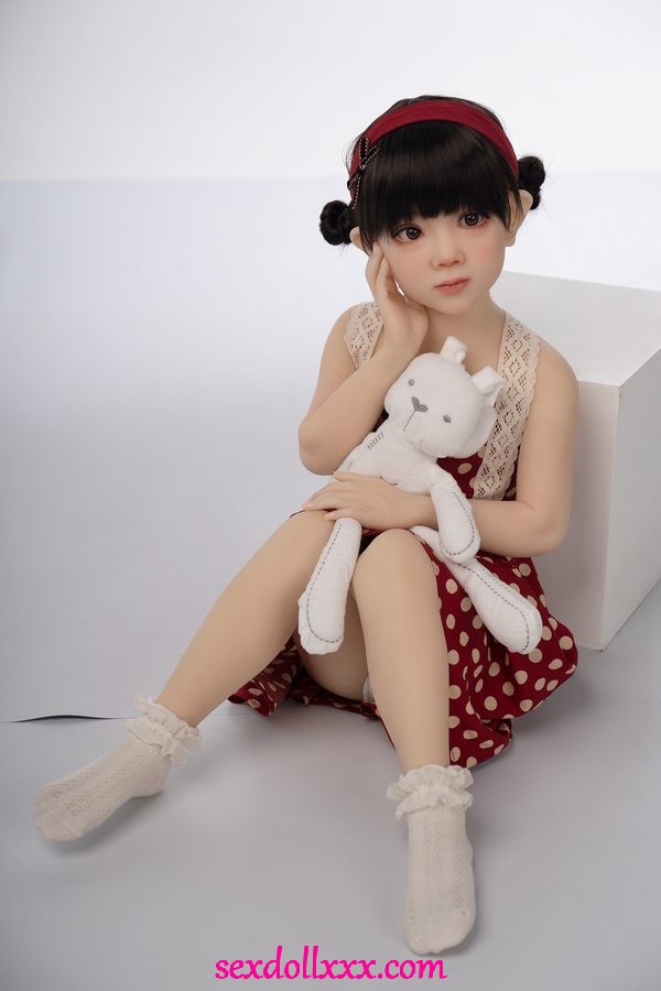 relistic-sex-doll-qJk97d4