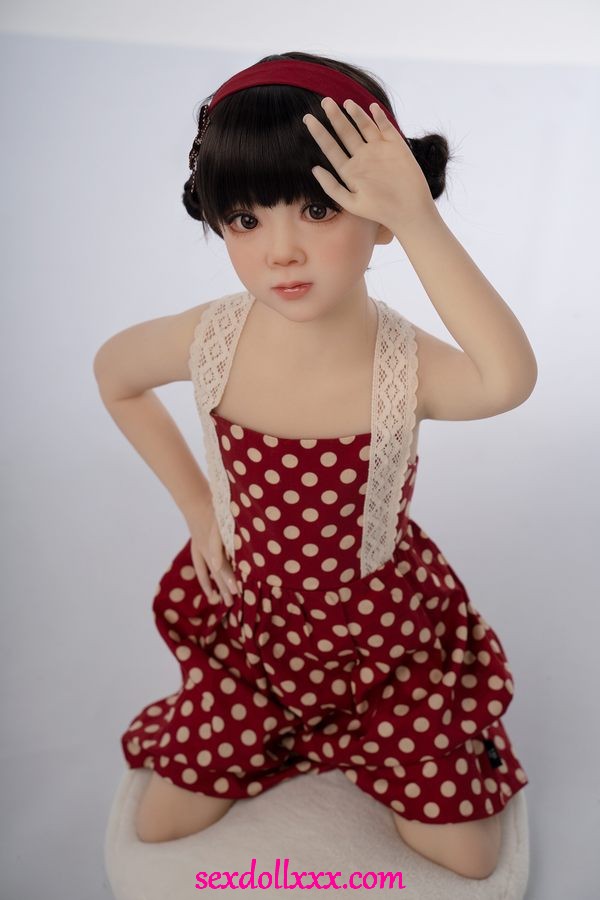 relistic-sex-doll-qJk97d7