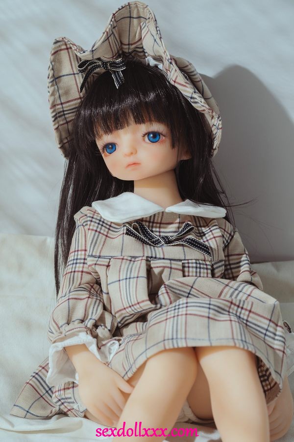 sex-doll-for-girl-cWj62w2