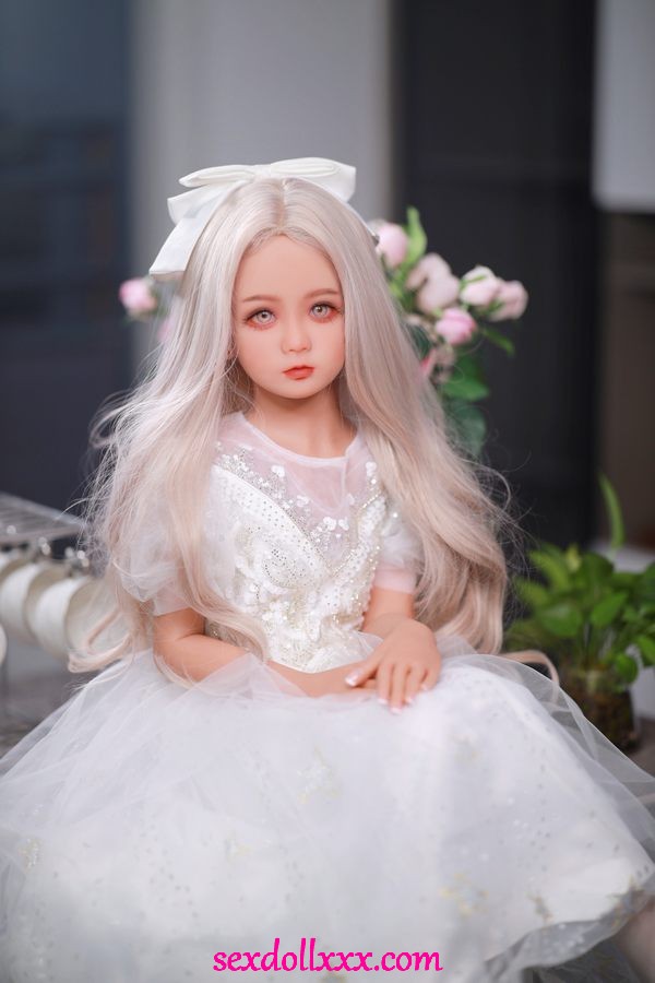 sex-doll-surprise-fAw76c1